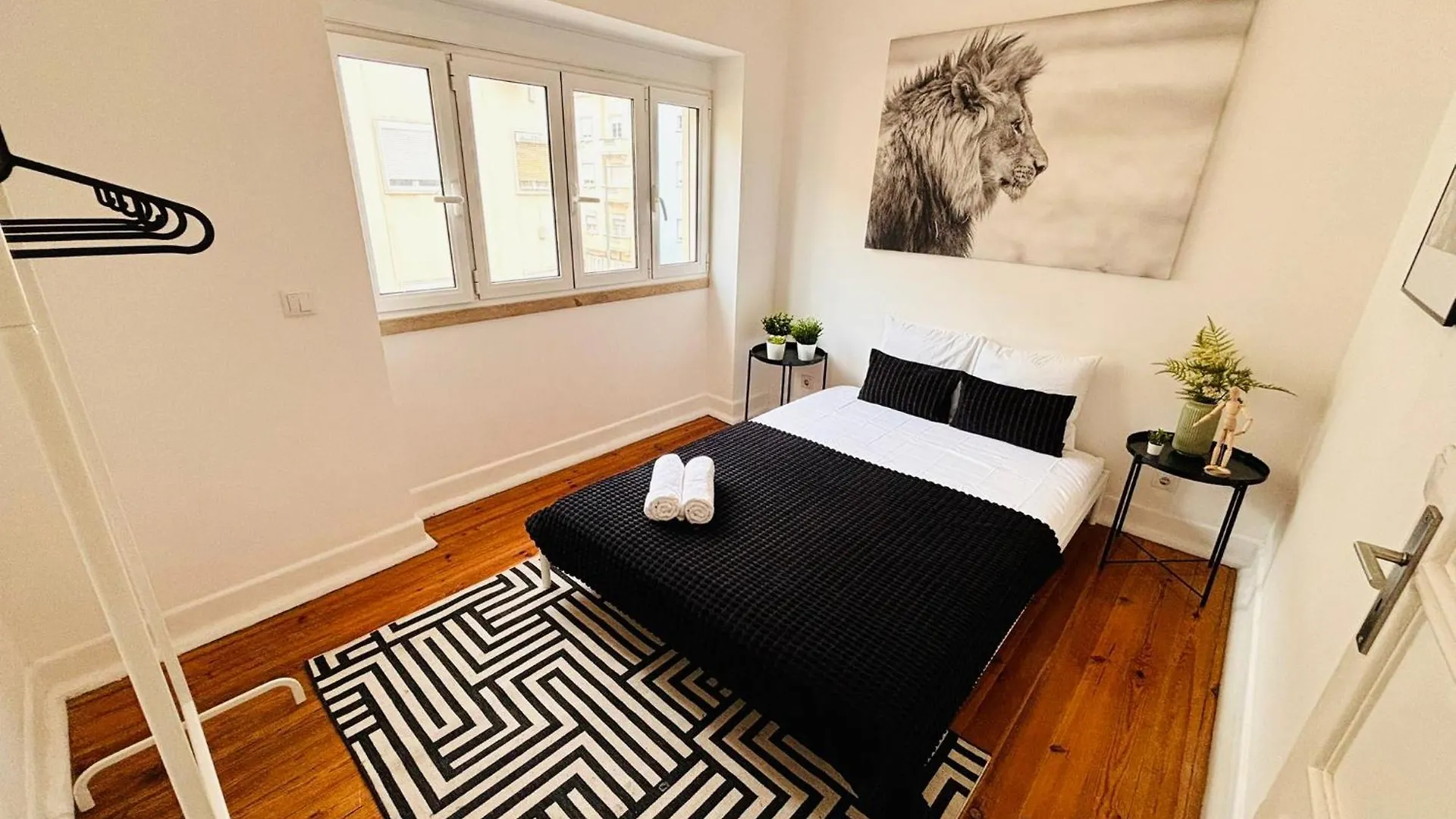 Luxury Central Lisbon Rooms, Best Location For Tourists