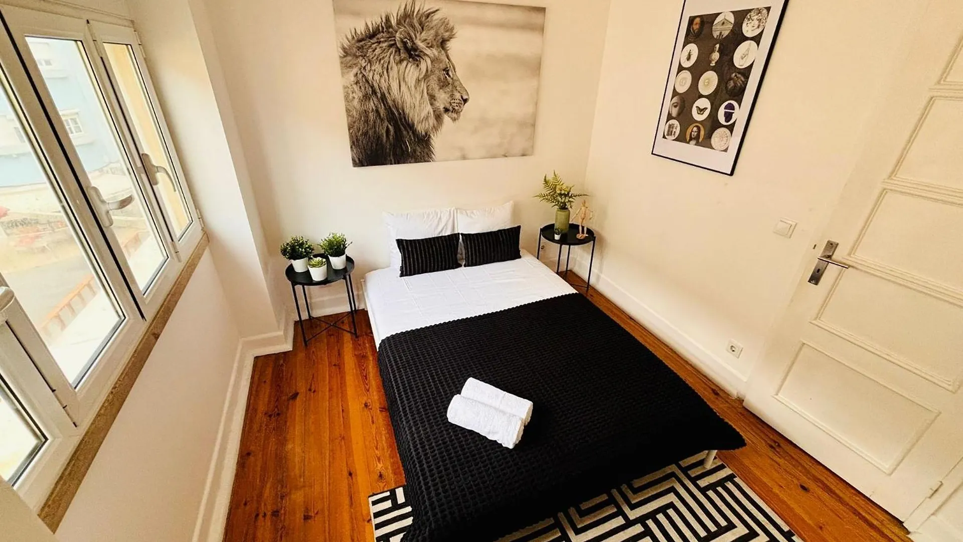 Luxury Central Lisbon Rooms, Best Location For Tourists